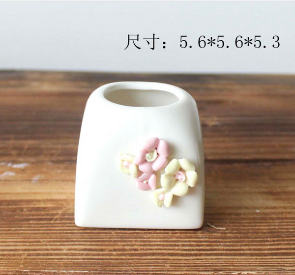 Mini ceramic 3D flower pot